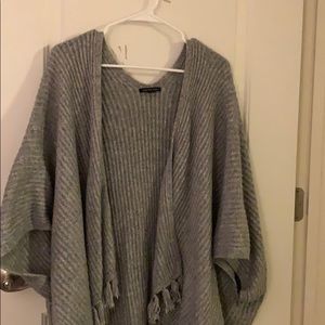AE grey open poncho with fringe ends NEW
